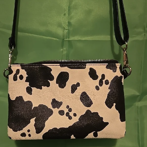 Source Unknown Monochrome Cow Print Crossbody Bag - Picture 7 of 8